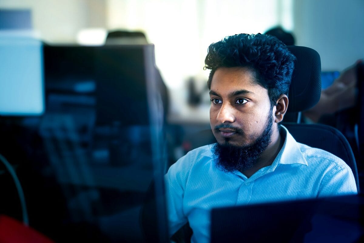 IT admin reviewing an Office 365 security audit